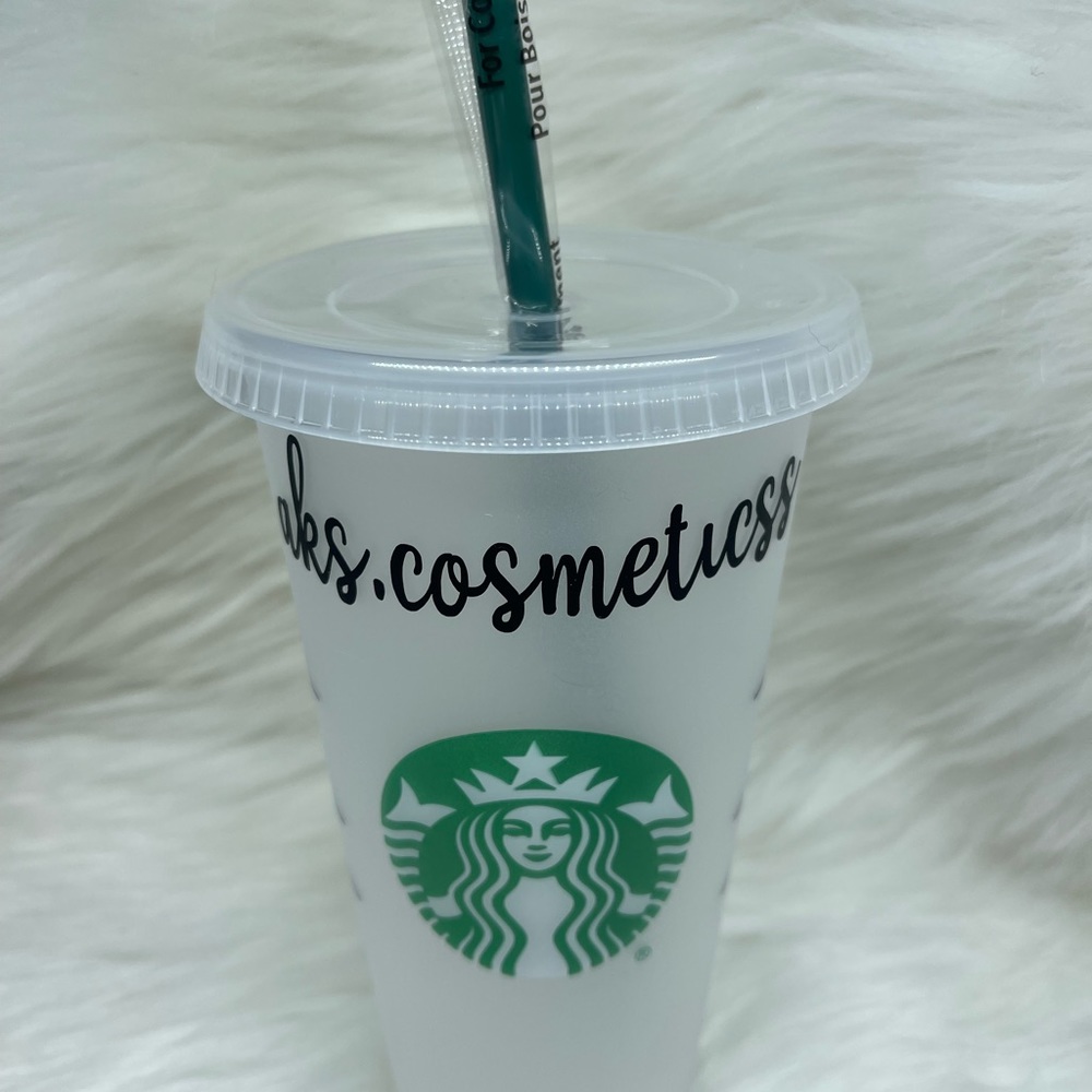 Aks.Cosmeticss Cups!